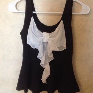 Black bow peplum 😘💕