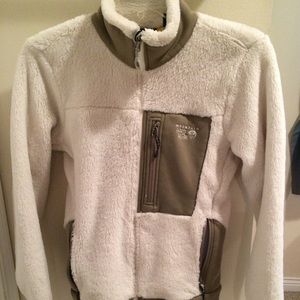 Mountain Hardwear Monkey jacket size medium