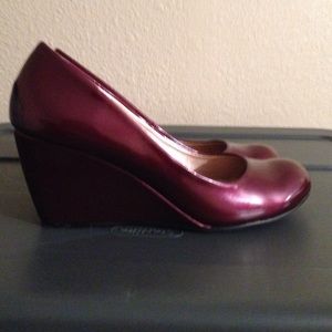 Burgundy wedge pumps. Used
