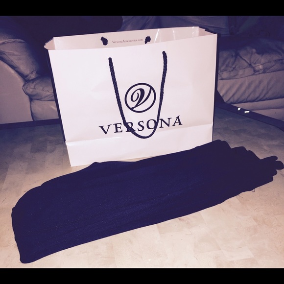 NEW Versona's tights.