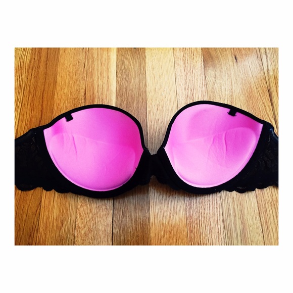 PINK Victoria's Secret Strapless Black Push Up Bra - Picture 2 of 4