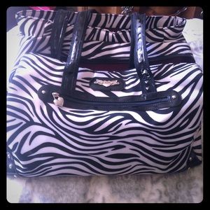 ❗️REDUCED❗️KATHY VAN ZEELAND OVERNIGHT BAG