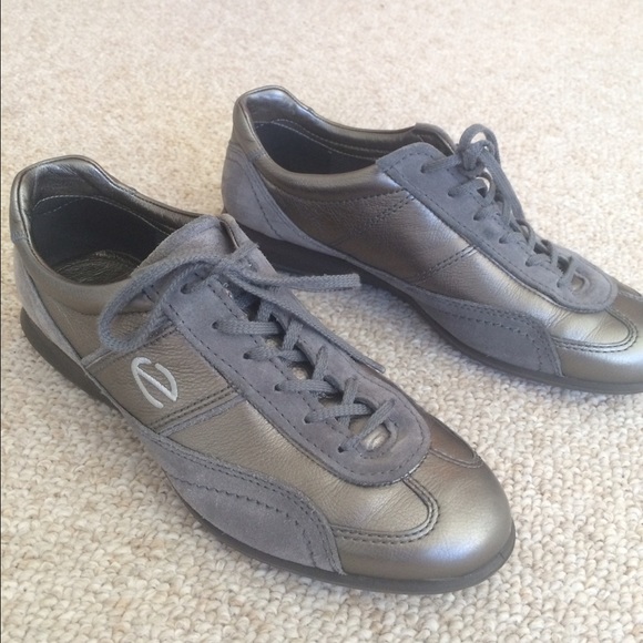 ecco metallic shoes