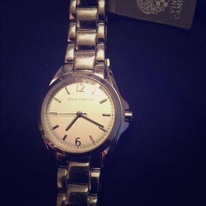 🎉flash sale 🎉 Vince Camuto Womens Silver Watch