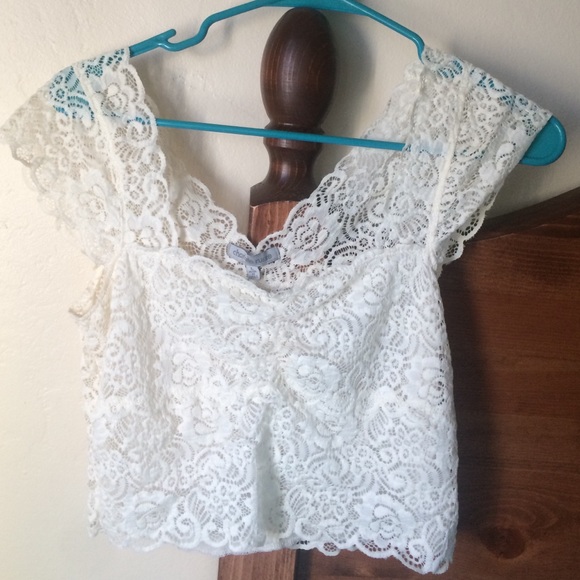 Lace crop top