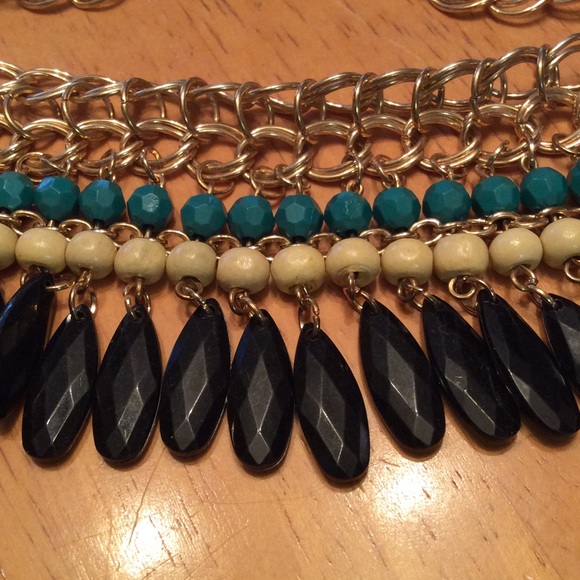 Make an Offer! Beautiful Dangle Tassel Necklace - Picture 2 of 2