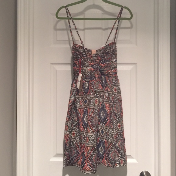 NWT Billabong Dress - Picture 3 of 4