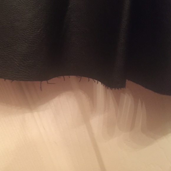 Skirt - Picture 3 of 3