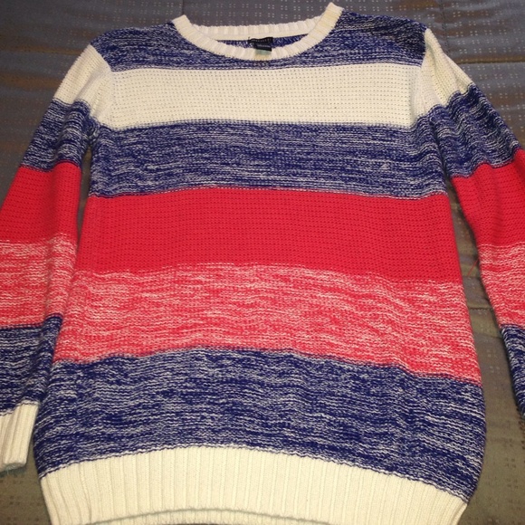Very cute red white and blue sweater!!