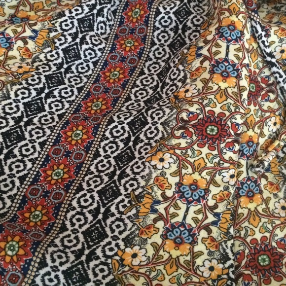 Sheer shorts - Picture 2 of 2