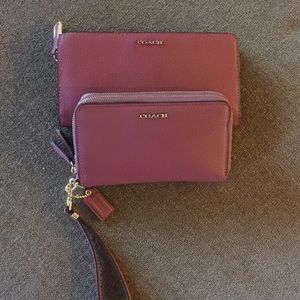 2 coach wallets