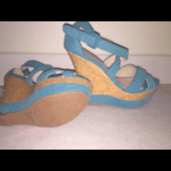 wedges - Picture 3 of 3