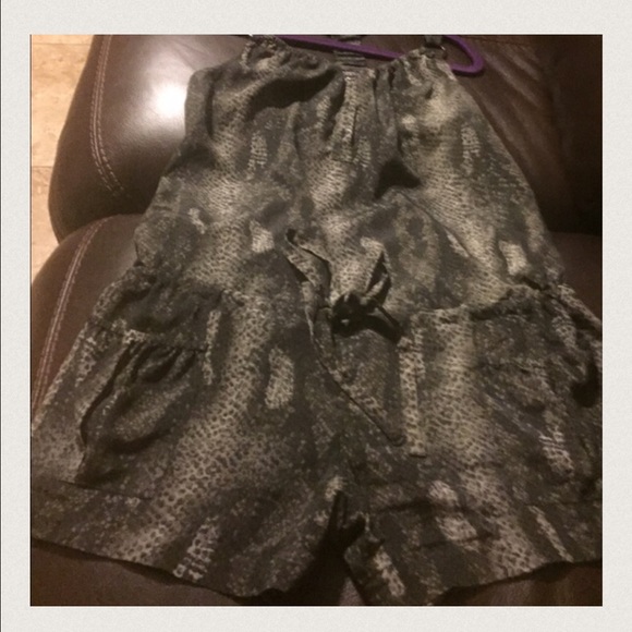 Romper - Picture 3 of 3