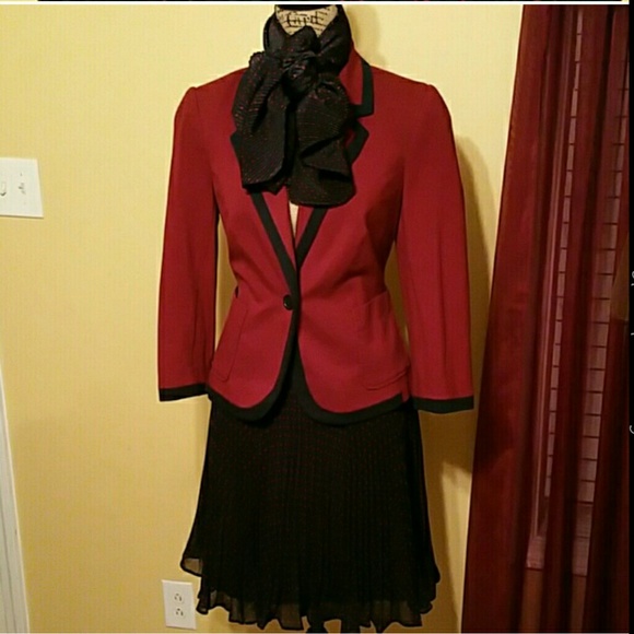 NWT!!! "The Limited" pleated circle skirt!