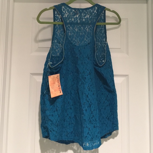NWT Turquoise Lace Racerback Tank - Picture 3 of 4