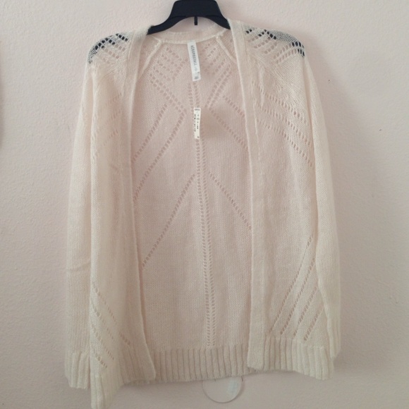Cream loose knit caridigan