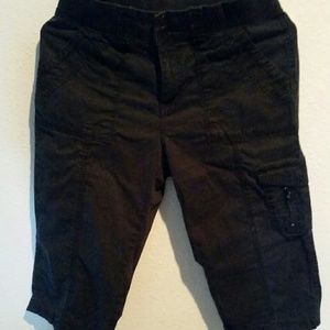 Lee Capri cargos