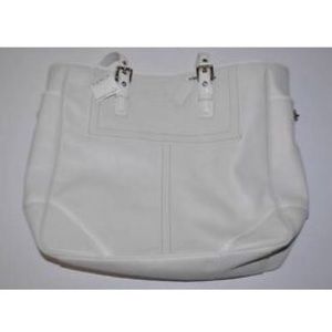 Authentic Coach WHITE TOTE BOOK SHOULDER BAG