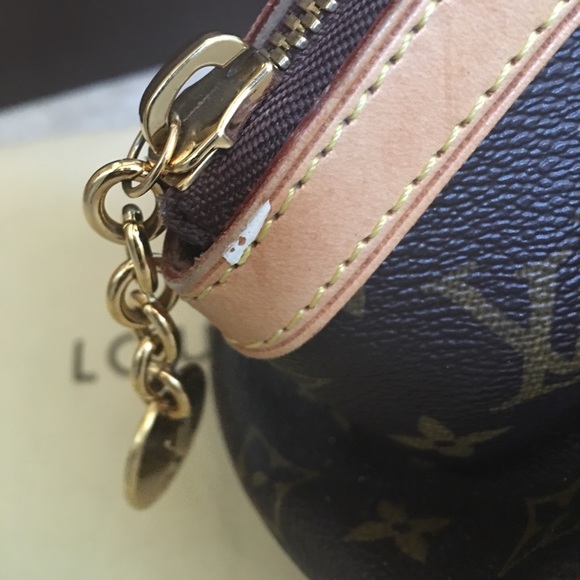 •LOUIS VUITTON• Tan Brown Leather Monogram Purse - Picture 7 of 8