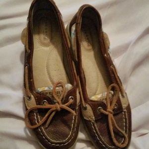 SOLD! Sperry (boat shoes)
