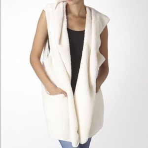 Cozy Shearling Layering Vest