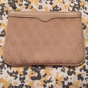 Authentic Dooney & Bourke Wristlet