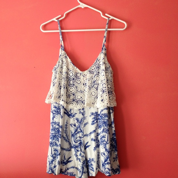 SOLD 💋 - Picture 3 of 4