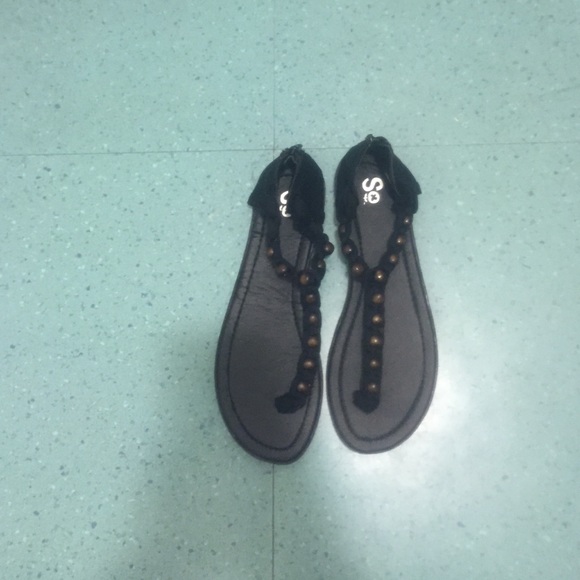 Black sandals with brown beads NWOT size 10