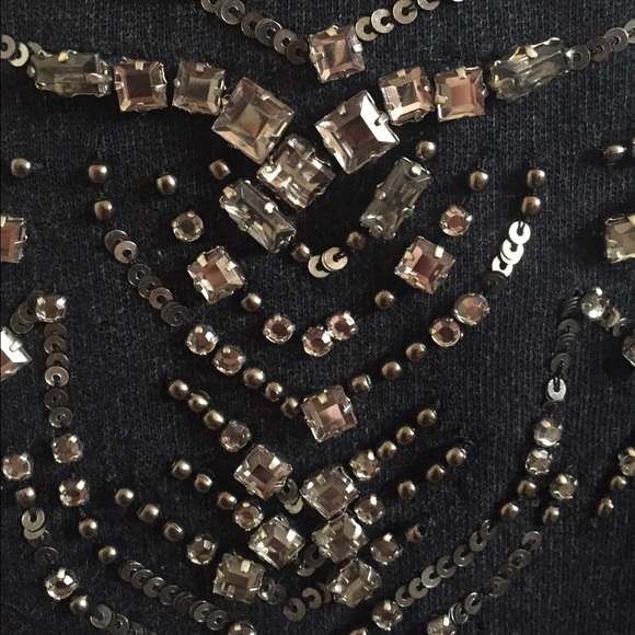 jumper - Picture 3 of 3