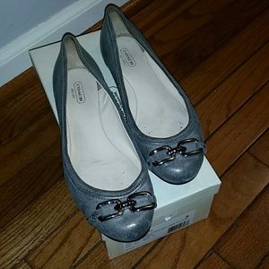 Coach flats in pewter