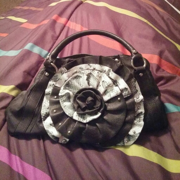 Black and white handbag/purse