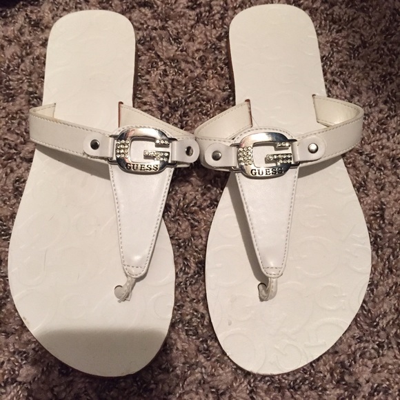 Guess white sandal with a little bling
