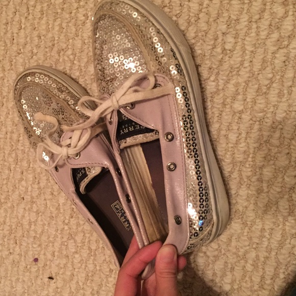 Sequin sperrys
