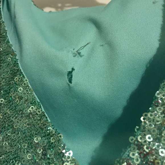 Homecoming dress w/ minor tear on inside - Picture 3 of 3