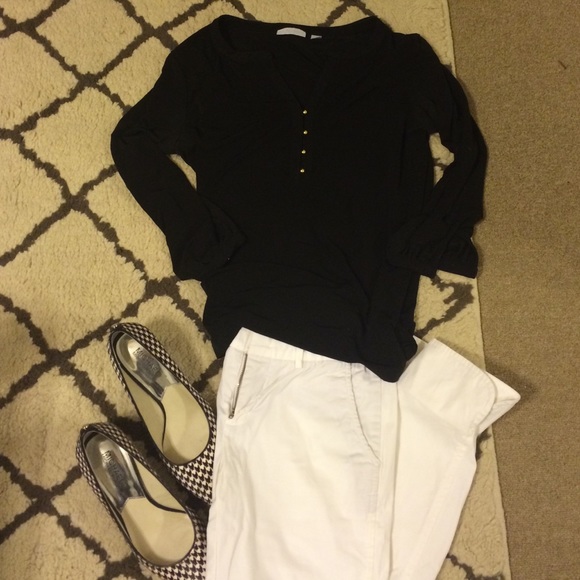 Vince Size 2 White Pants/Capri - Picture 3 of 3