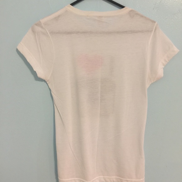 White top - Picture 2 of 2