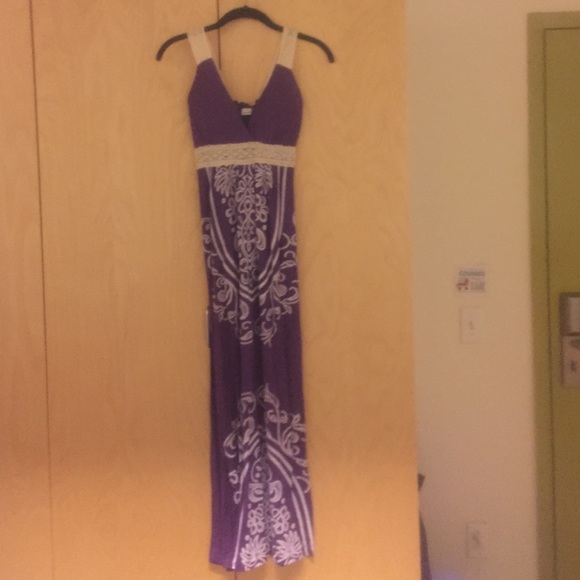 Purple maxi dress NWT size medium