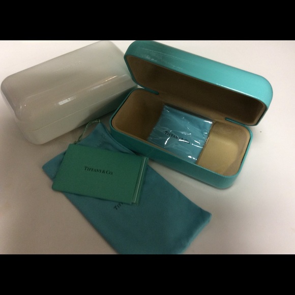 SOLd!Tiffany Garden Butterfly Sunglasses - Picture 3 of 4