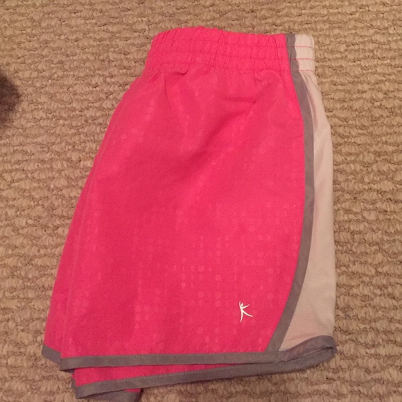 Running shorts
