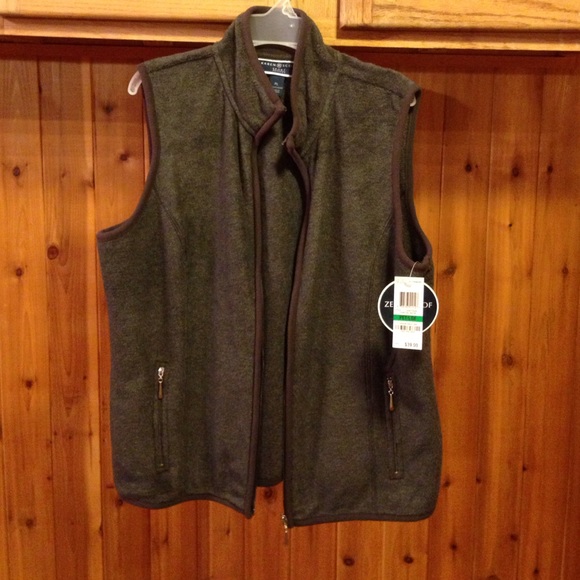 Karen Scott vest