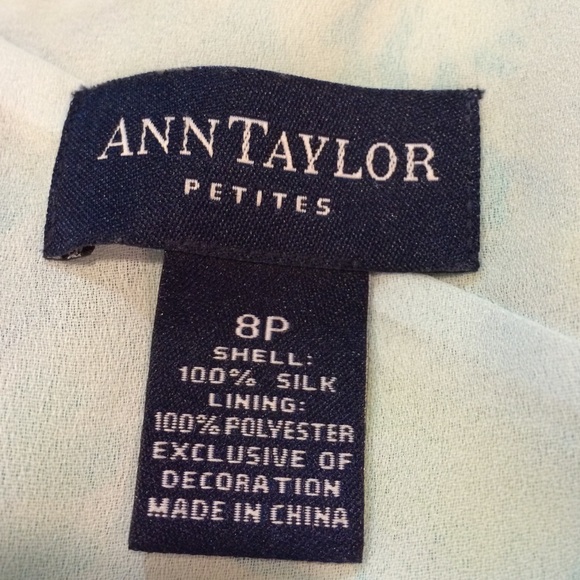 Dress - Picture 4 of 4