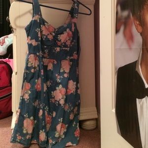 Forever 21 flower denim dress