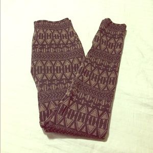 Forever 21 Tribal leggings
