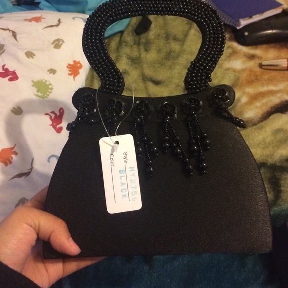 New black evening purse