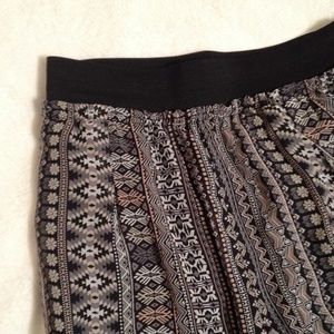 Patterned flowy pants
