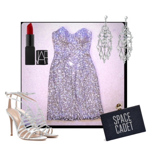 Scala Dresses & Skirts - Sparkly silver sweetheart dress