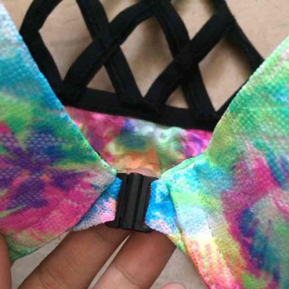 New 32D sex bar