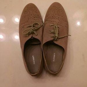 Closet sale !!! Faux suede oxfords & Royal Blue!!