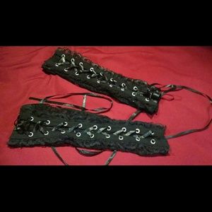 Black lace goth gloves