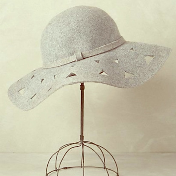 Anthropologie Accessories - Anthropologie FAV 💙 Kaleidoscope Floppy Hat